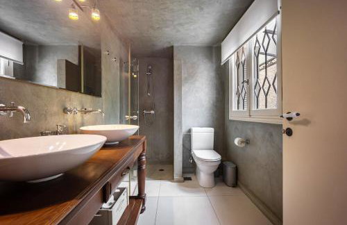 A Majestic Oasis in Keramikos, the Heart of Athens - Foto 20