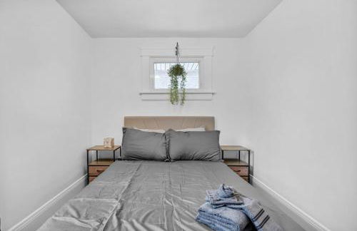 Modern Stylish Urban Haven 4 Bedroom 2 Bath - Dog Friendly - Foto 19