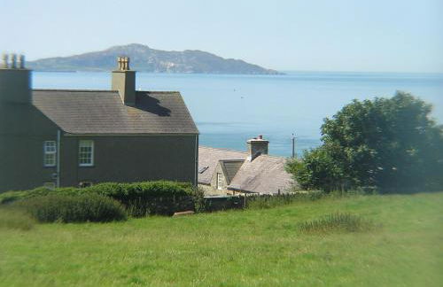 The Back Wing - Pen y Graig Farmhouse, Church Bay, sea views near beach No Pets - Foto 5