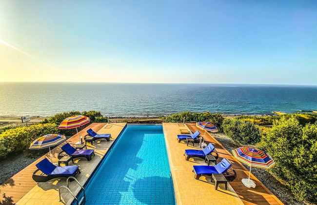 Detached Villa, Private Heated Pool, Outstanding Sea Views, Sleeps 6, Free Wifi - Foto 12