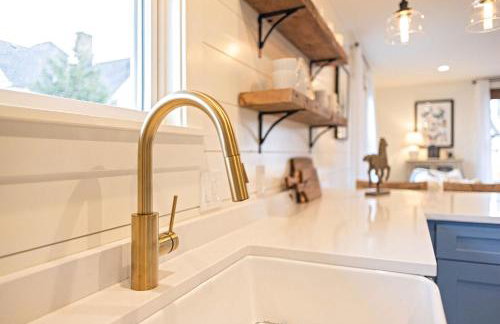 Kildahl House - Boutique Farmhouse Suite #3 - Photo 10