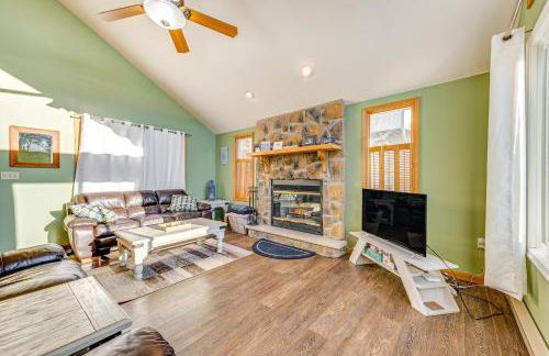 Lakefront Cabin Kayaks, Paddle Boards and Fishing - Foto 4