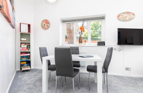 PRINCES COURT by BOURNECOAST- Holiday Apartment with Patio Garden, Parking and WIFI - FM8455 - Foto 6