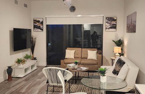 Lux property great for 1 to 8 Guests-family trip ,5Beds 2Rooms Staycation with Gym and EV, proximity to Downtown and Beaches - Foto 5