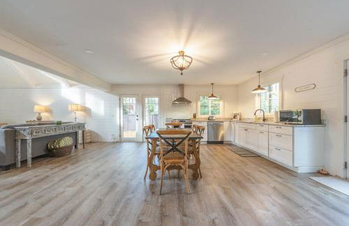 Belacasa - Hot tub and within walking distance to Douglas Beach! - Foto 10