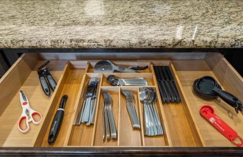 MidTown Hideaway Fire Pit and King Beds - Photo 47