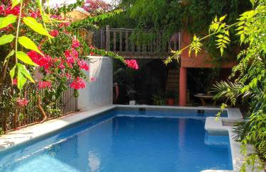 Navila Estudio en la piscina - Photo 10