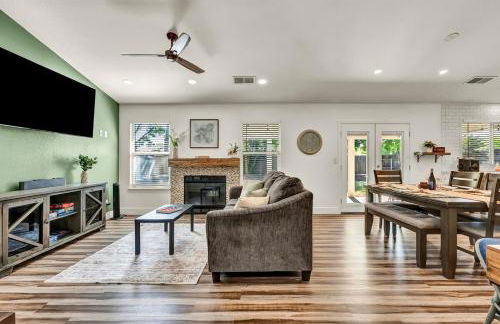 Magnolia Peaceful Vibes Cozy Near Hospital - Photo 1