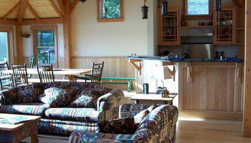 Stunning Waterfront Cabin with a Boathouse on Tupper Lake in New York - Foto 2