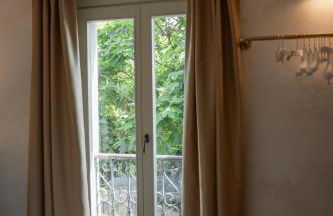 3 Bedrooms Old Town Secret Gem with Private Garden - Foto 18