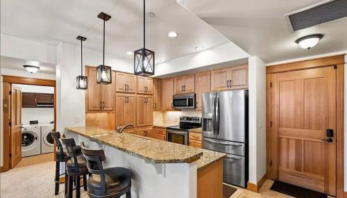 The Riverstone Riviera Affordable Mini City Getaway in CDA - Foto 3