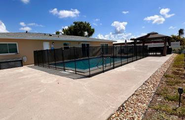 Rotonda Pool Oasis Near Beaches - Sleeps 9 - Foto 13