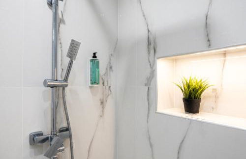 Verdant Haven - 5 Min from the Sea - Foto 21