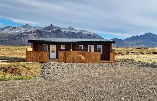 Aurora Cabins - Photo 12