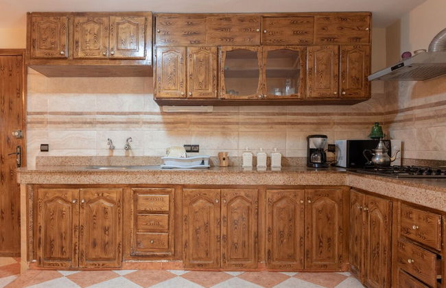 5 Bedroom Holiday Villa Yasmine, Perfect for Family Holidays, Near Beaches - Photo 30