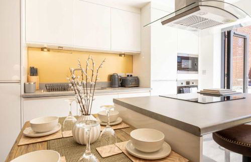 Rest&Recharge at Brookdale House (5 Bedrooms, 15mins to City Centre, Free Parking) - Foto 6