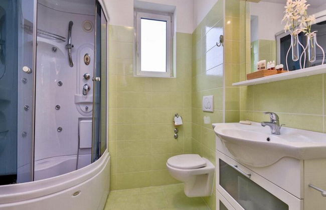 Villa Wolkenhawk - Five Bedroom Villa With Indoor Swimming Pool - Foto 24