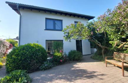 Adenauer Zwölf - Das 5 Sterne Ferienhaus mit Sauna und Garten am Eifelsteig - Foto 3