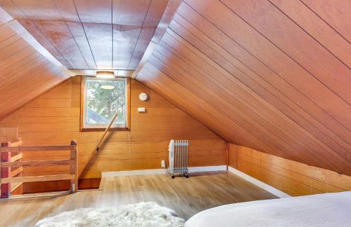 Less Than 2 Blocks to Lake Tahoe Family Home Near Skiing - Foto 16