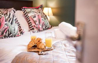 Bright and Well-Kept 3-Bed Property! Free Parking - Foto 35