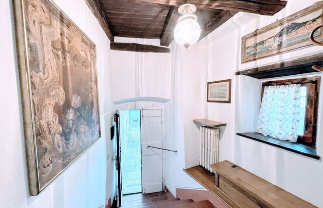 Vicolo - Sleeps 5 With air Con, Wifi, Balcony for Dining and Pool - Photo 51