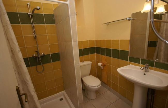 Lovely House With Grass Garden, Shared Swimmingpool, Next to the River Ardeche - Foto 49