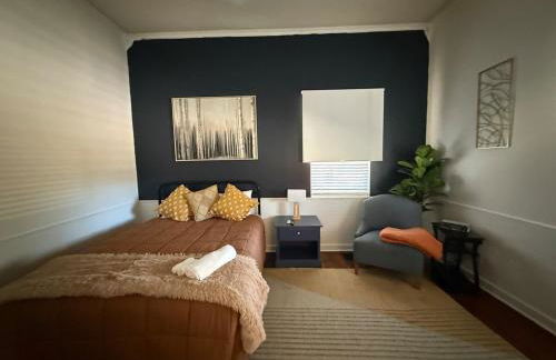 Charming 2-Bedroom 1 Bath Near Everything - Foto 22