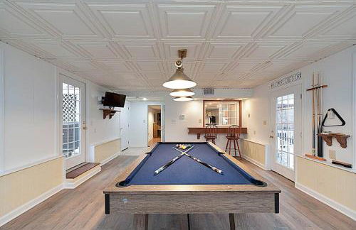 Jackson River Estate Main House Pool, Riverfront, sleeps 15 - Foto 54