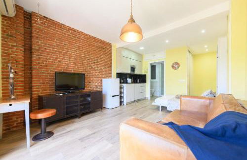 Studio with balcony Everything you need Temporary AMA144 - Photo 50