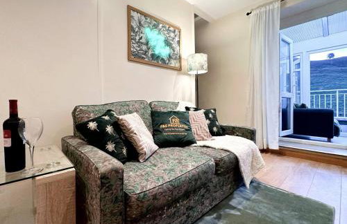 Joyful Jungle Jewel wBalcony & Foozeball-Ferndale - Foto 8