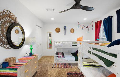 LaTexienda - 7min to A&M - Firepit - Volleyball - BBQ - Photo 11