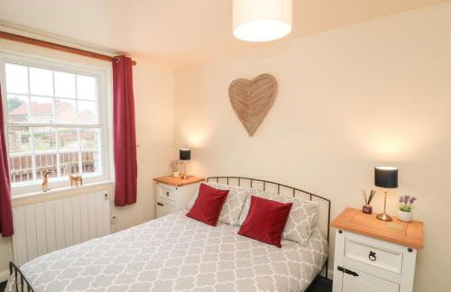 Apartment 1 Sneaton Hall - Photo 12