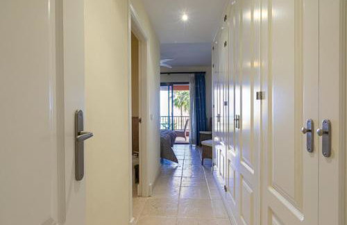 Royal Flamingos Sea View Apartman - Foto 38