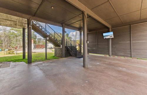 Spacious Foley Retreat Sleeps 12 Game Room Theater - Photo 29