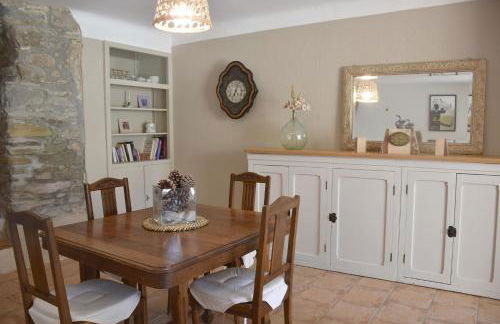 Chez Elia, pour les amoureux des vieilles pierres - Foto 22