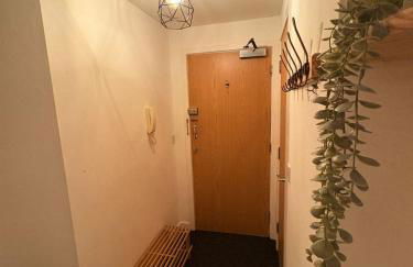 2 bedroom 2 bathroom ground floor apartment in central location - Foto 28