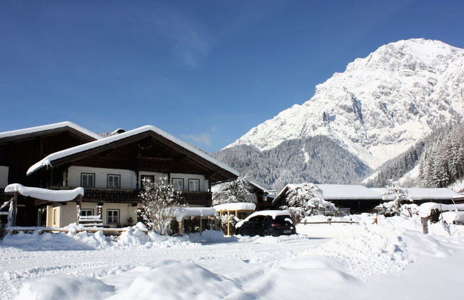 Comfortable Holiday Home With Garden in Leogang - Foto 1