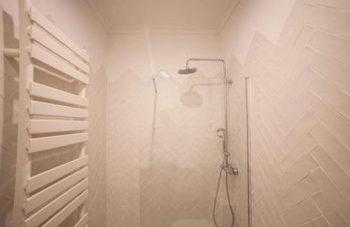 EG42B - Piso modernista 6 pax con WIFI en centro Barcelona - Foto 9