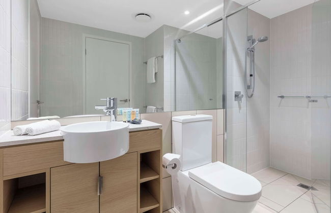 Avani Broadbeach Residences - Photo 42