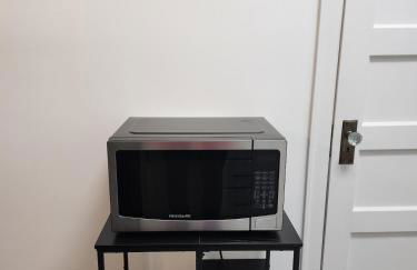 Spacious 2BR Apt Downtown, 2 Blocks from State Capitol - Foto 16