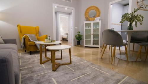 NEW! Luxury CITY CENTER & 2 BALCONIES - Foto 1