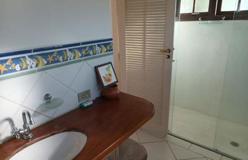 Casa com piscina a 150m da Praia do Lázaro - Foto 9