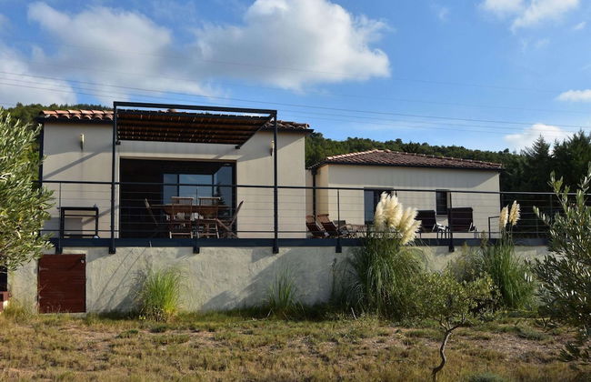 Villa With Pool & Views - Photo 32