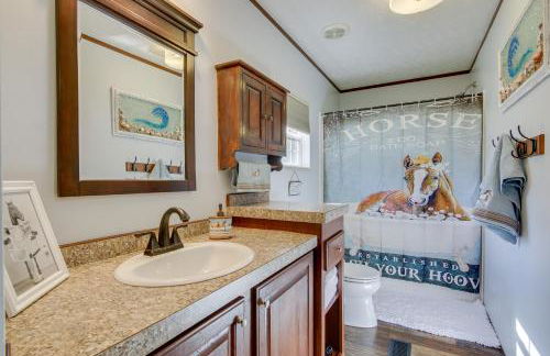 Beach Bay Pony Place with Ponies 1 Mi to Water! - Foto 18