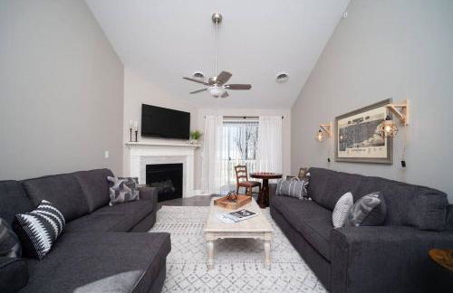 Charming Condo in Bettendorf - Foto 3