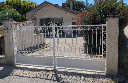 LE CHESTER - Maison de charme en Provence avec piscine près de L'Isle-sur-la-Sorgue - Foto 39