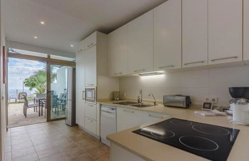 Villa Isabella, Luxury Villa with Heated Pool Ocean View in Adeje, Tenerife - Foto 55