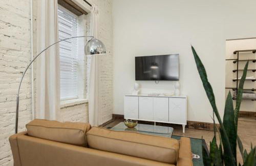 Modern Loft-Style Retreat Near Blenko Glass in Milton, WV - Foto 30