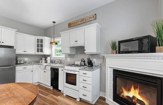 TuckAway Suites at East Branch - Foto 55