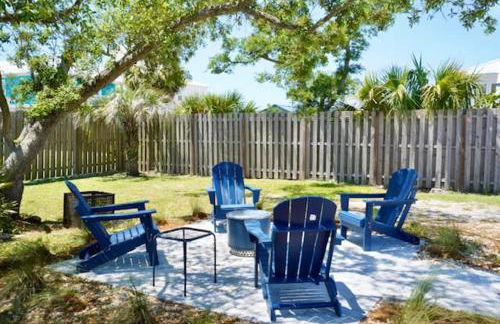 Southern Mermaid Cottage- Pet Friendly Fenced - Photo 47